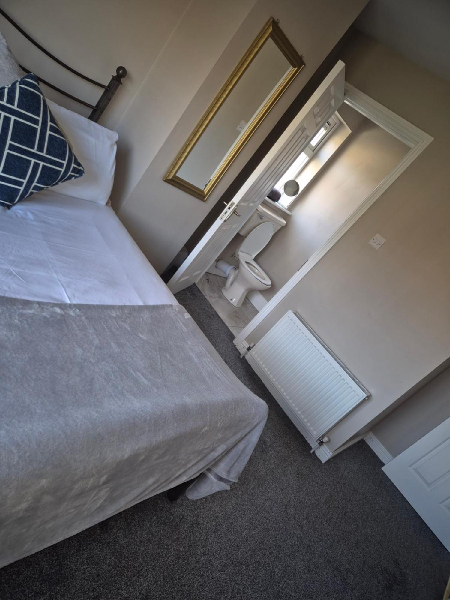 Dun Eoin Carrigaline Hotel Bagian luar foto
